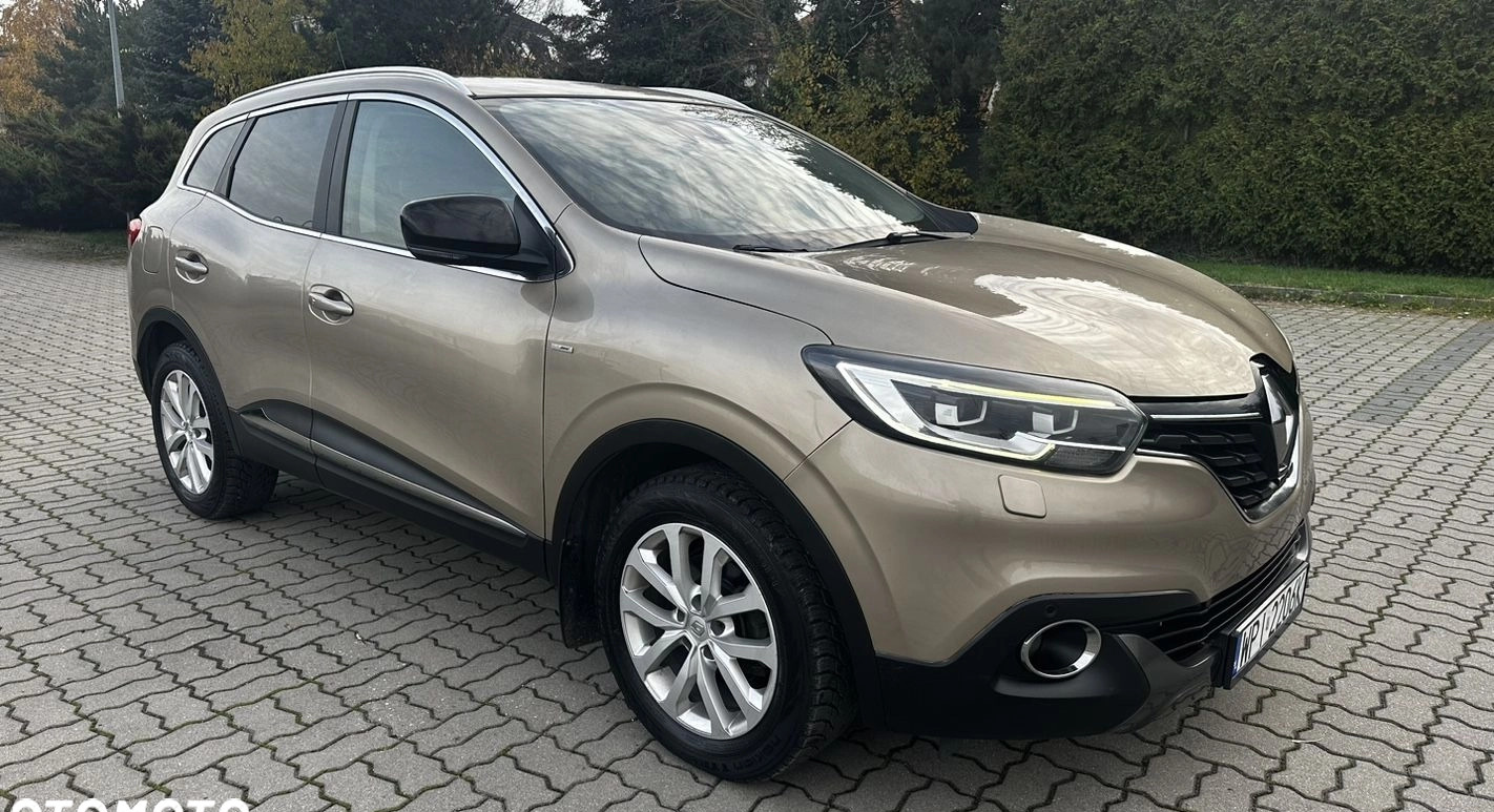 Renault Kadjar cena 59989 przebieg: 137070, rok produkcji 2016 z Piaseczno małe 781